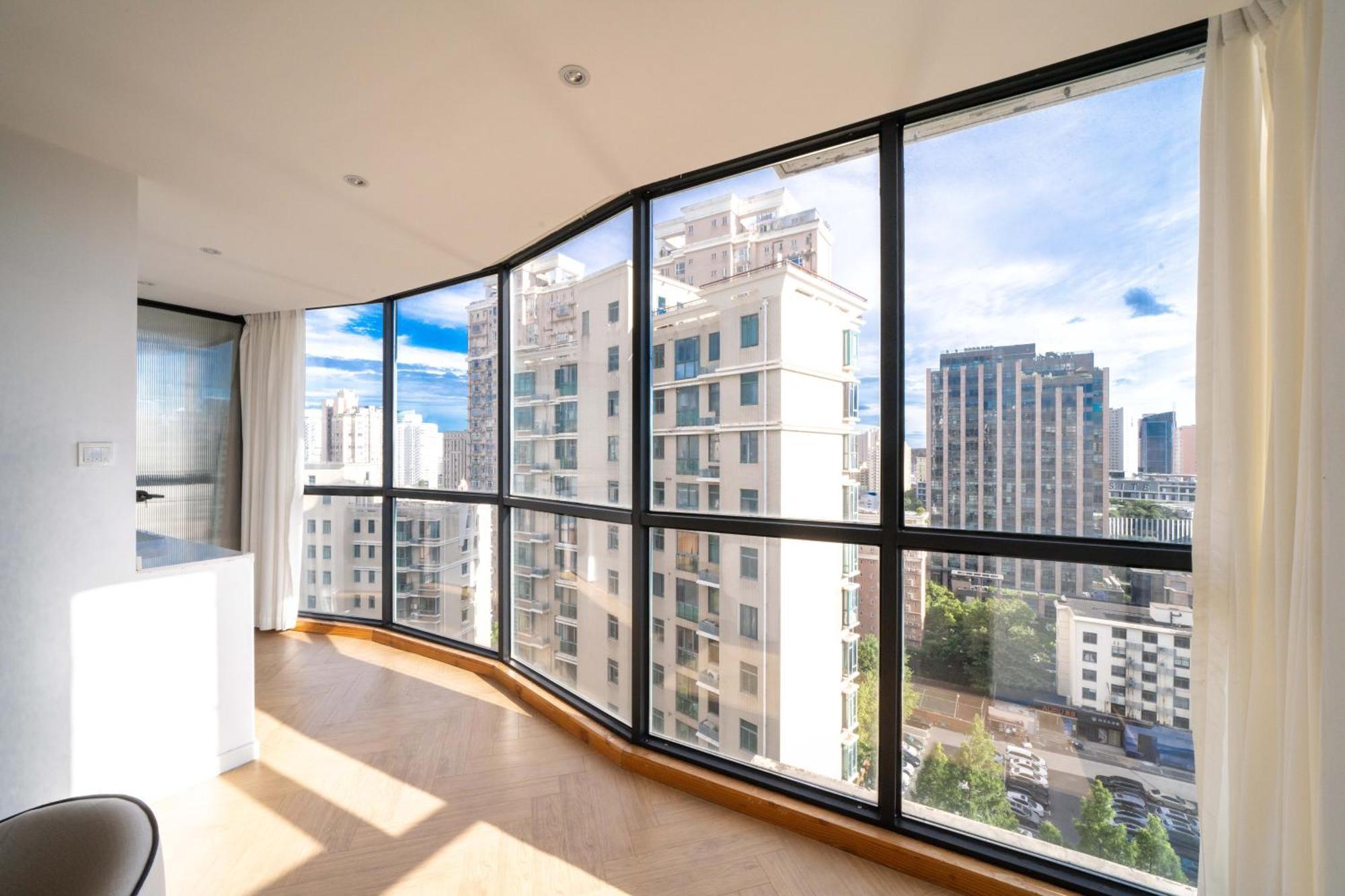 Apartment Book And Bed - Xujiahui