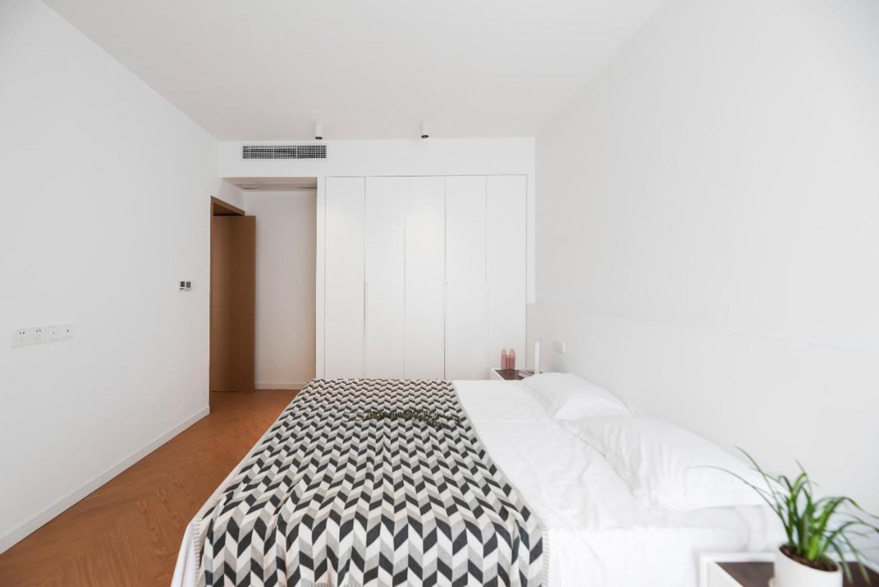 Apartment Book And Bed - Xujiahui *