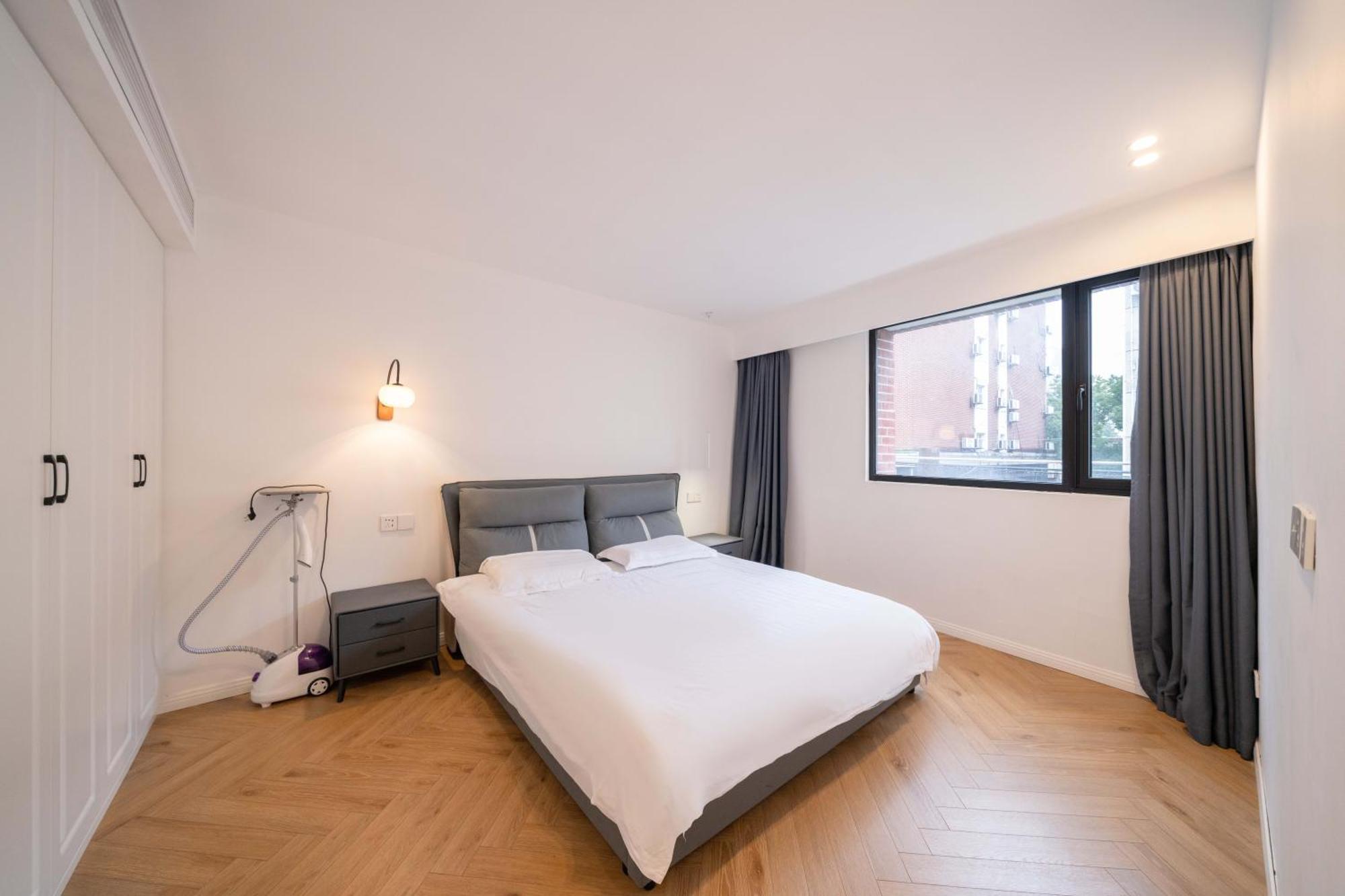 Zhome-three Floors 4 Bedrooms - Near Nanjing Road Apartment Shanghai