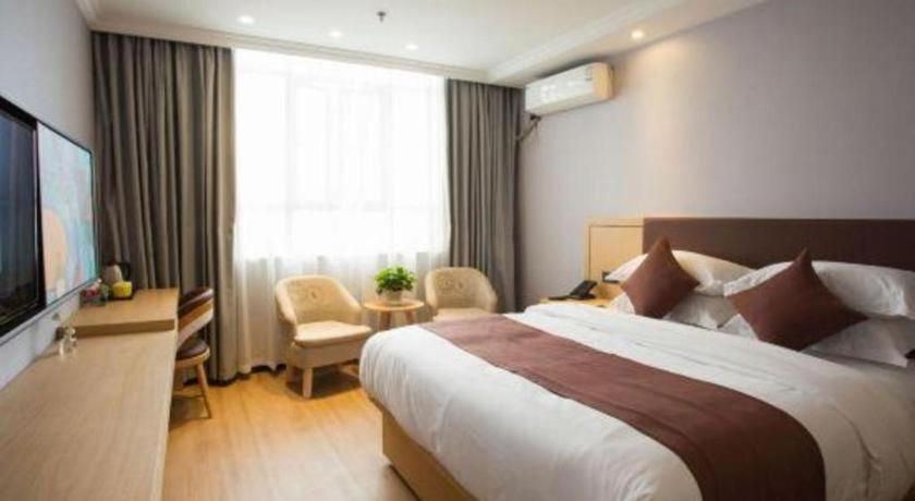Gya Songjiang Wanda Plaza Hotel