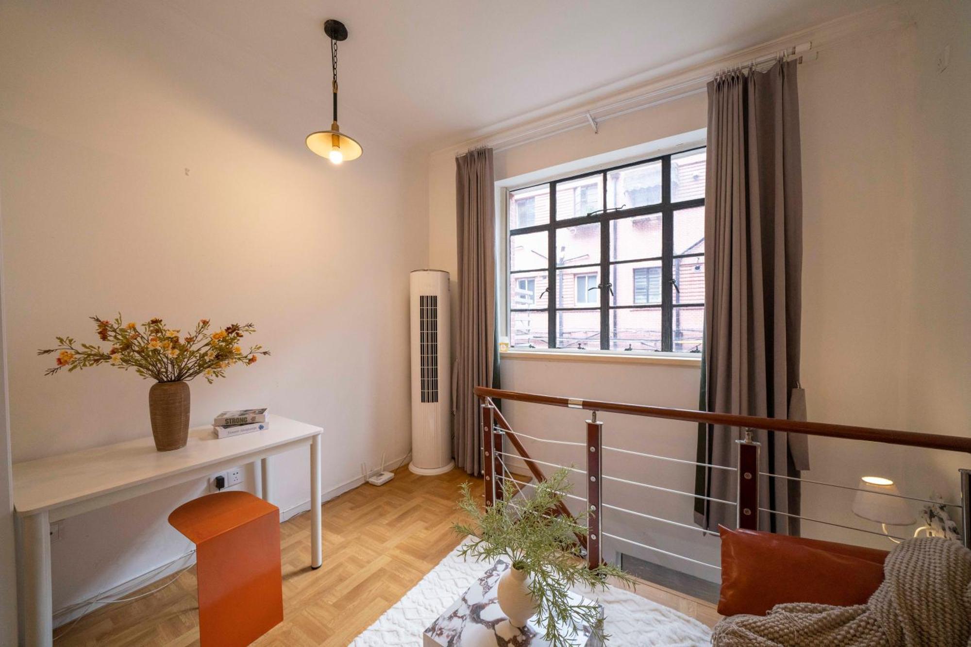 Book And Bed - Xujiahui