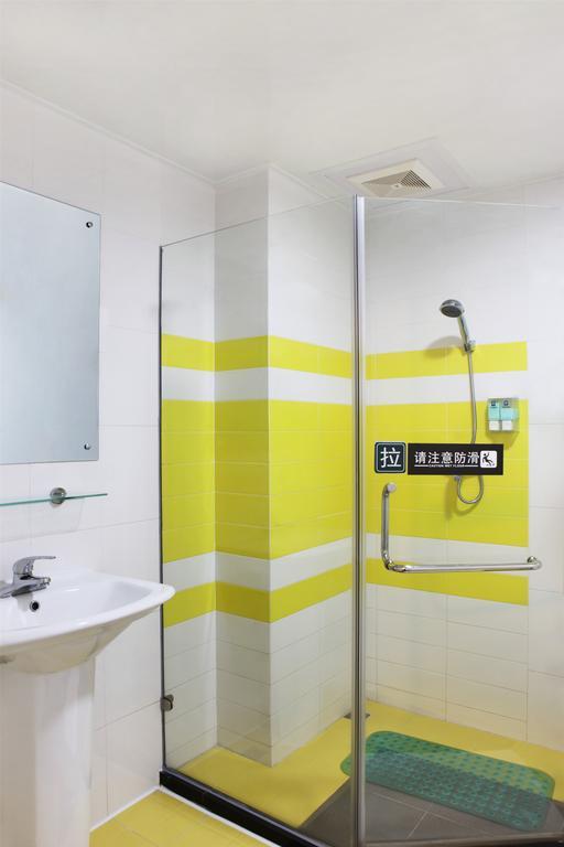 7Days Inn Shanghai Lujiazui Shimao Riviera Garoaden Xangai