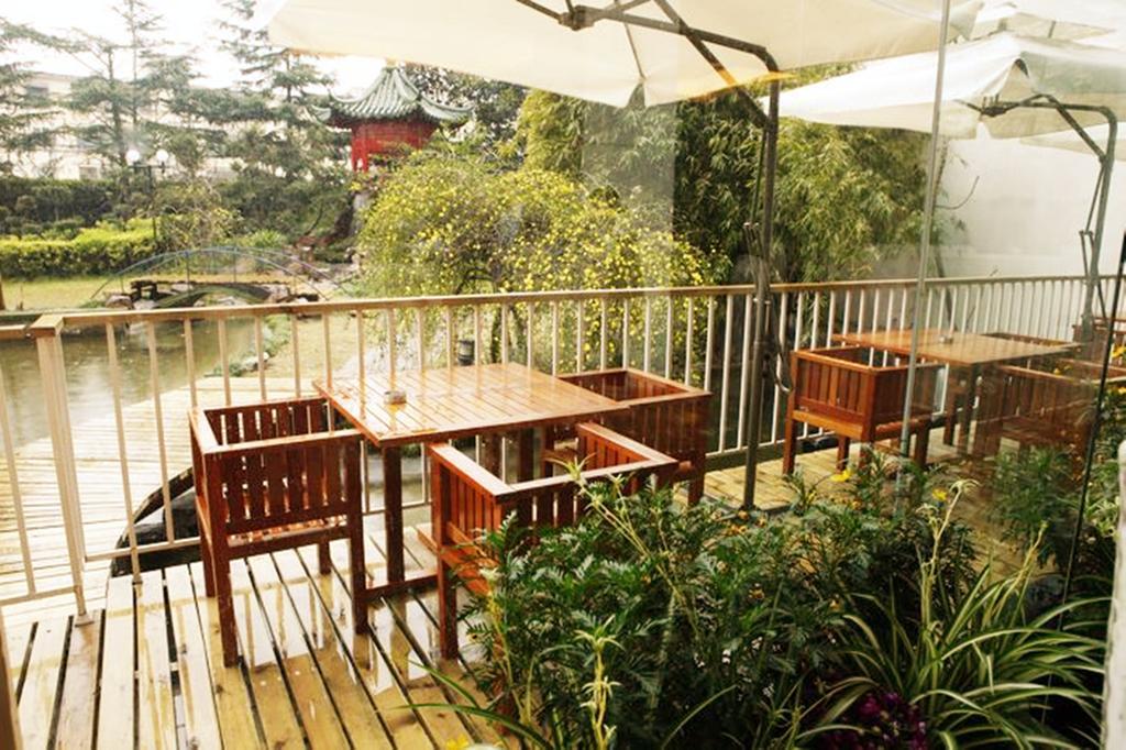 Grand Skylight Gardens Bai Se Road 4*