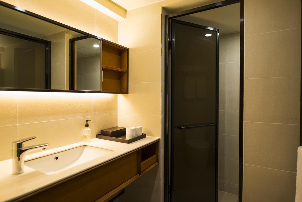Otel Ji Hongqiao Gubei Road Şanghay