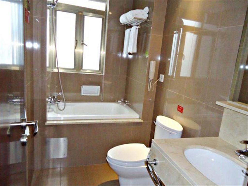 Vienna Pudong Lujiazui Jinqiao Hotel 3*