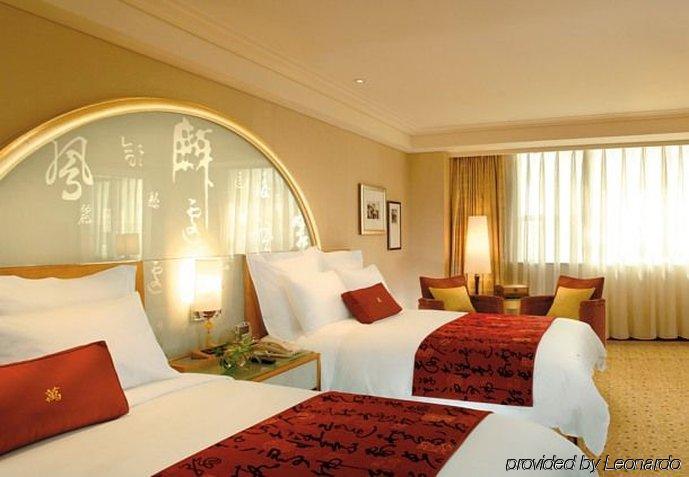 Hotel Renaissance Pudong