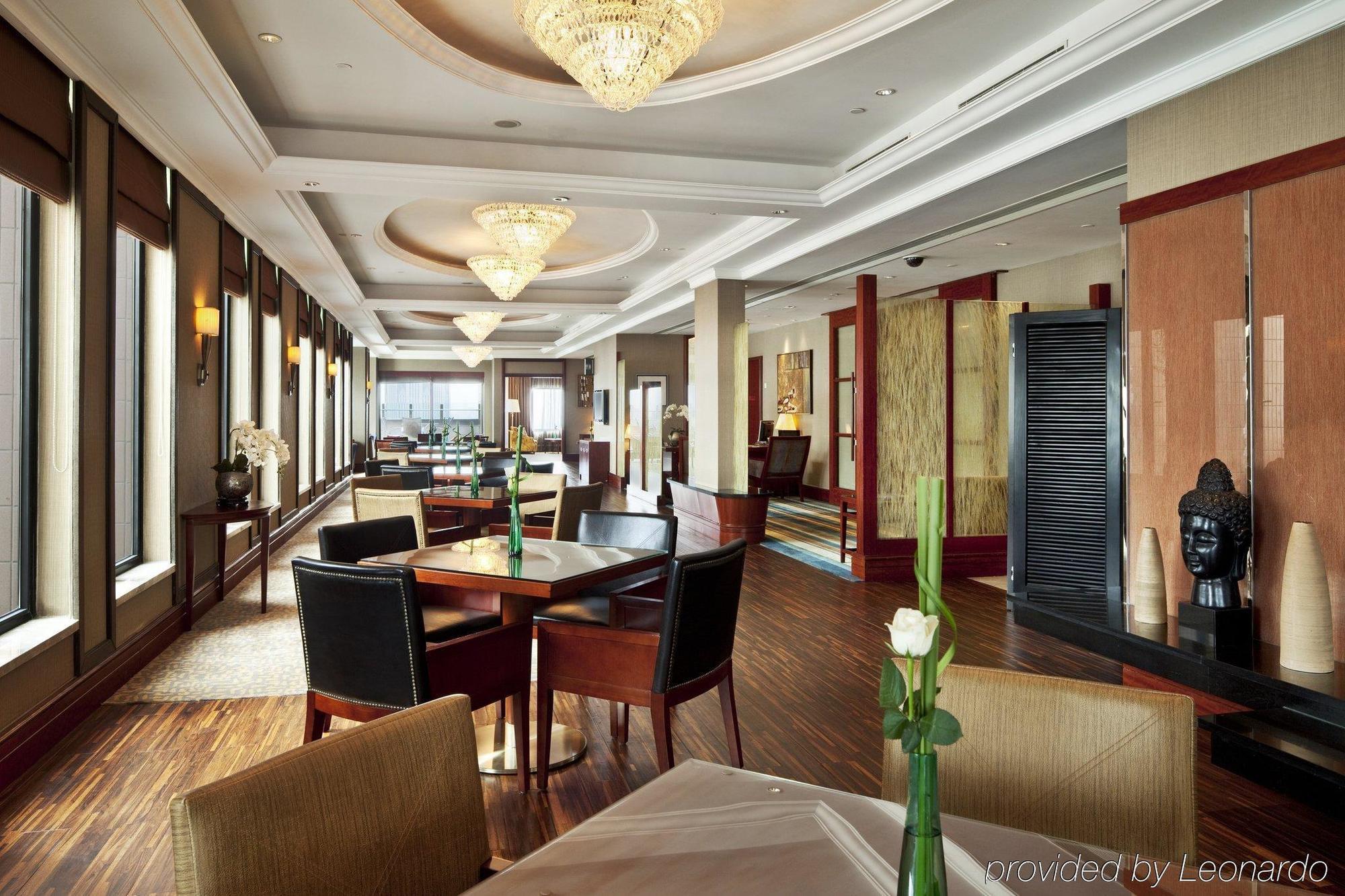 Parkline Century Park Hotel
