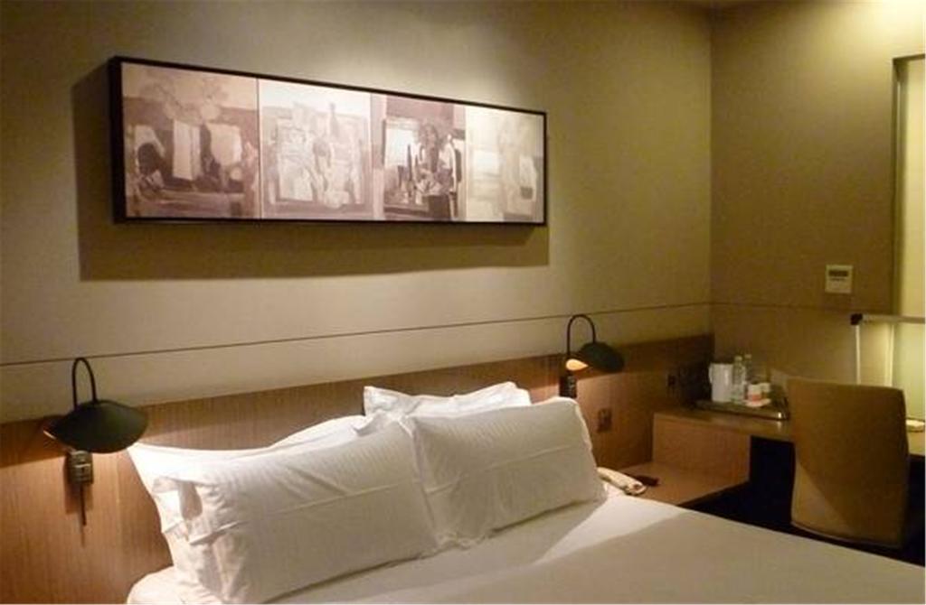 Hotel Jin Jiang East Asia