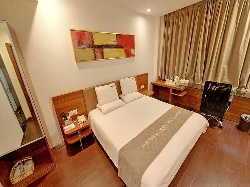 Ji Xintiandi Hotel 4*