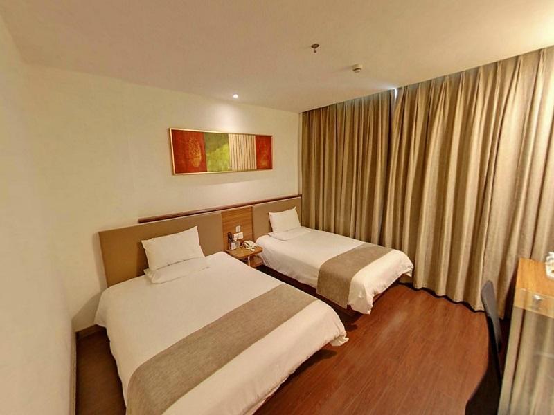 Ji Xintiandi Hotel