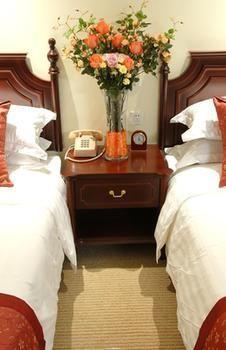 Golden Hotel