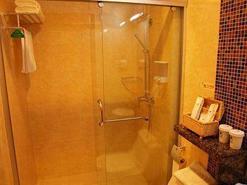 Hotel Greentree Jiading Huancheng Road Express