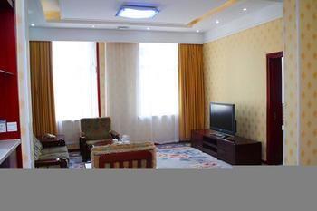 Century Park 2*
