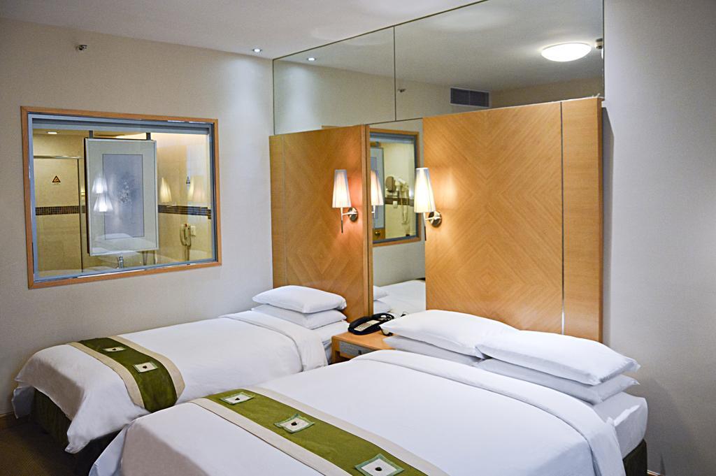 Regal East Asia 4* Shanghai