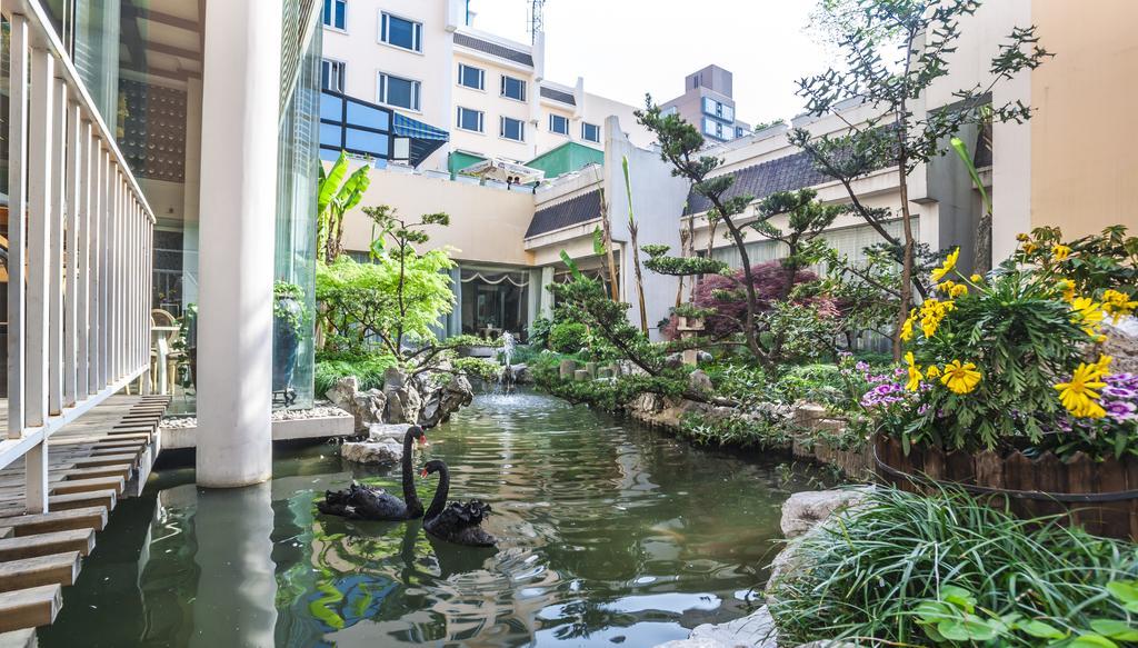 Grand Skylight Gardens Bai Se Road Hotel Shanghai