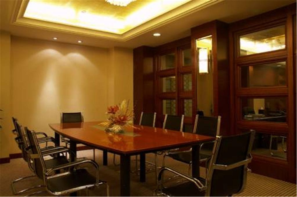 Hotel Blue Horizon Royal Parklane International 4*