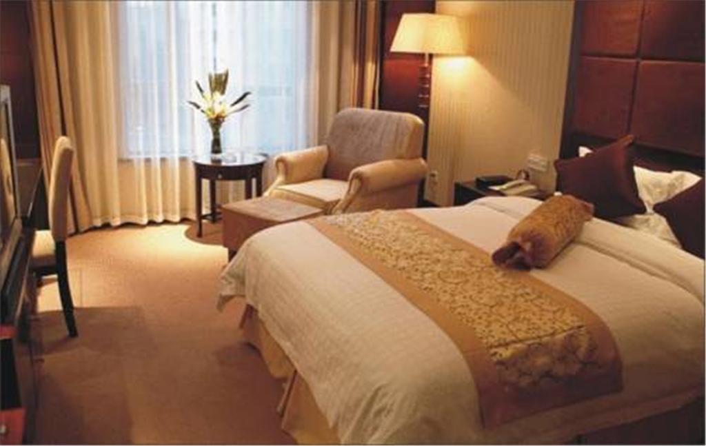 Blue Horizon Royal Parklane International Hotel 4*
