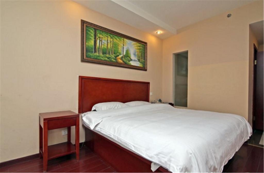 Greentree Jiangwan Town Express 3*