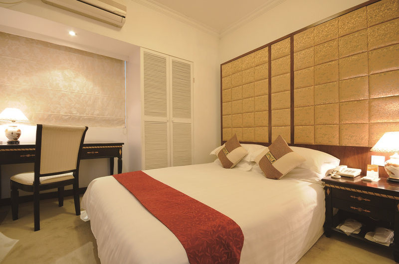 Hotel Rayfont Hongqiao & 4*