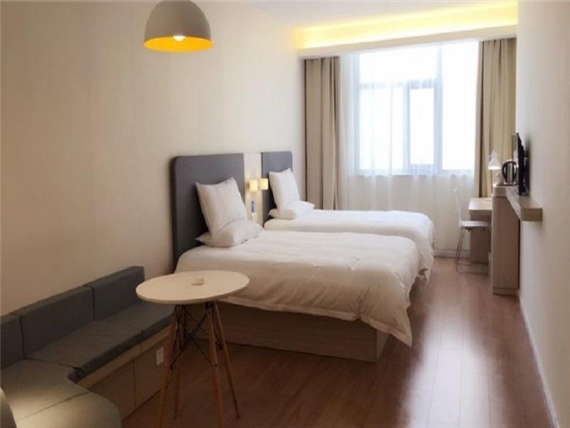 Otel Hanting Lujiazui Dongfang Road 2*