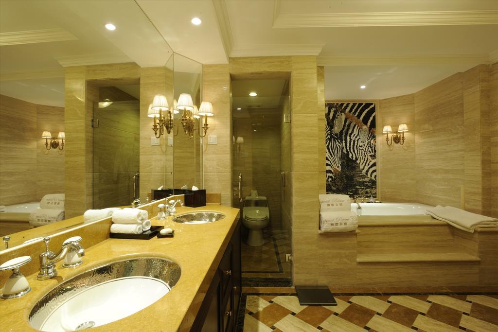 Imperial Palace Club