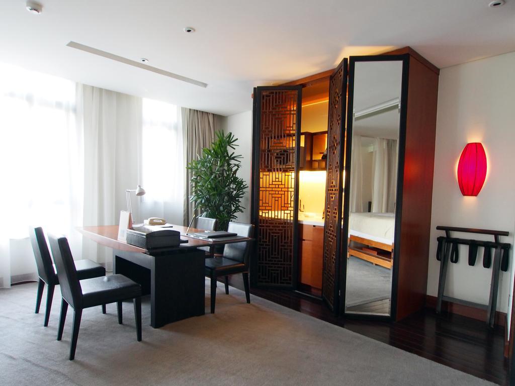 Hotel 88 Xintiandi Boutique Hotel, 5*