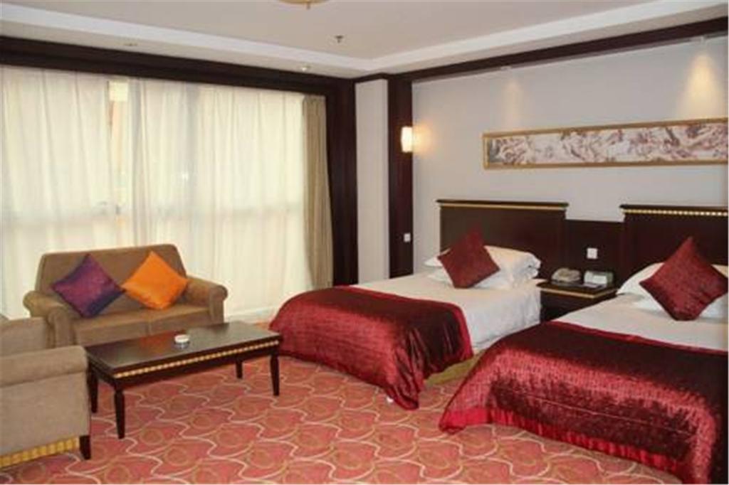 Hotel Gem Flower - North Bund 4*