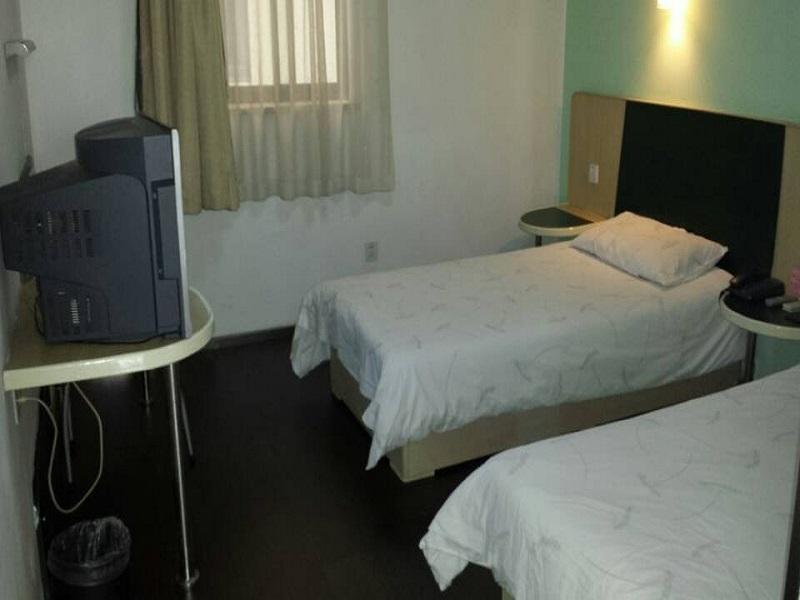Hotel 168 Huoshan Road Jiangpu Park Subway Station Branch Shanghai