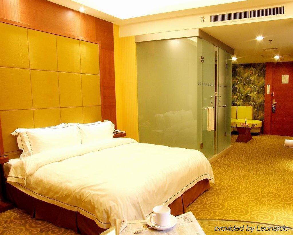 Hotel New Beacon International 4*