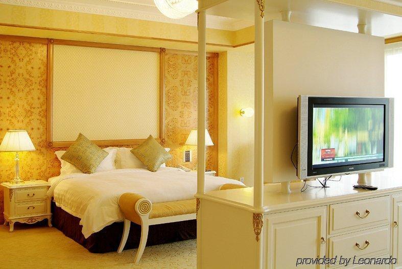 Hotel Crowne Plaza Malaren 5*