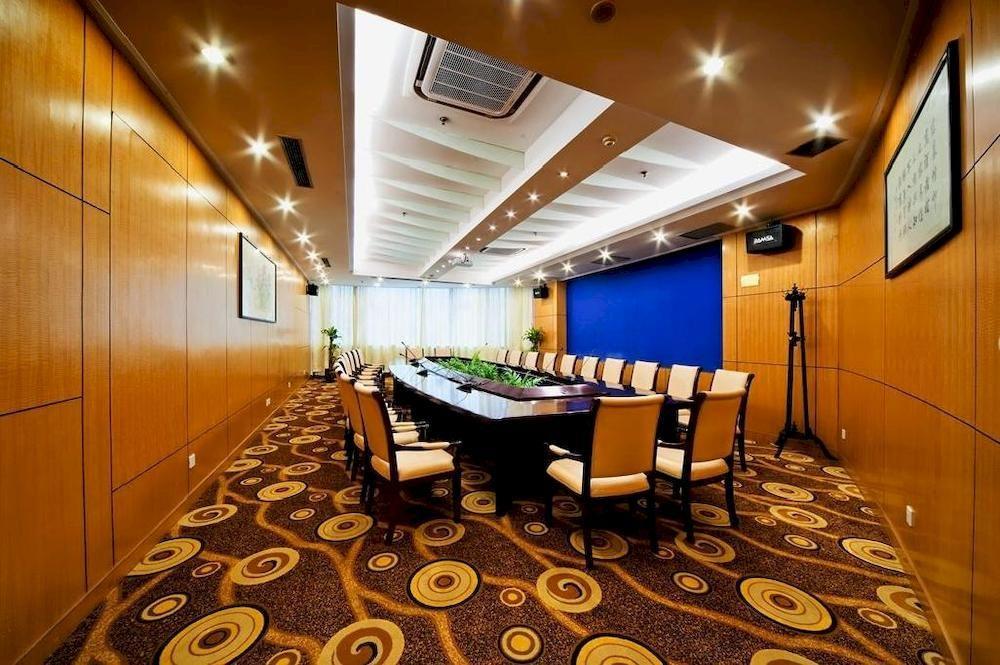 Hotel Yue