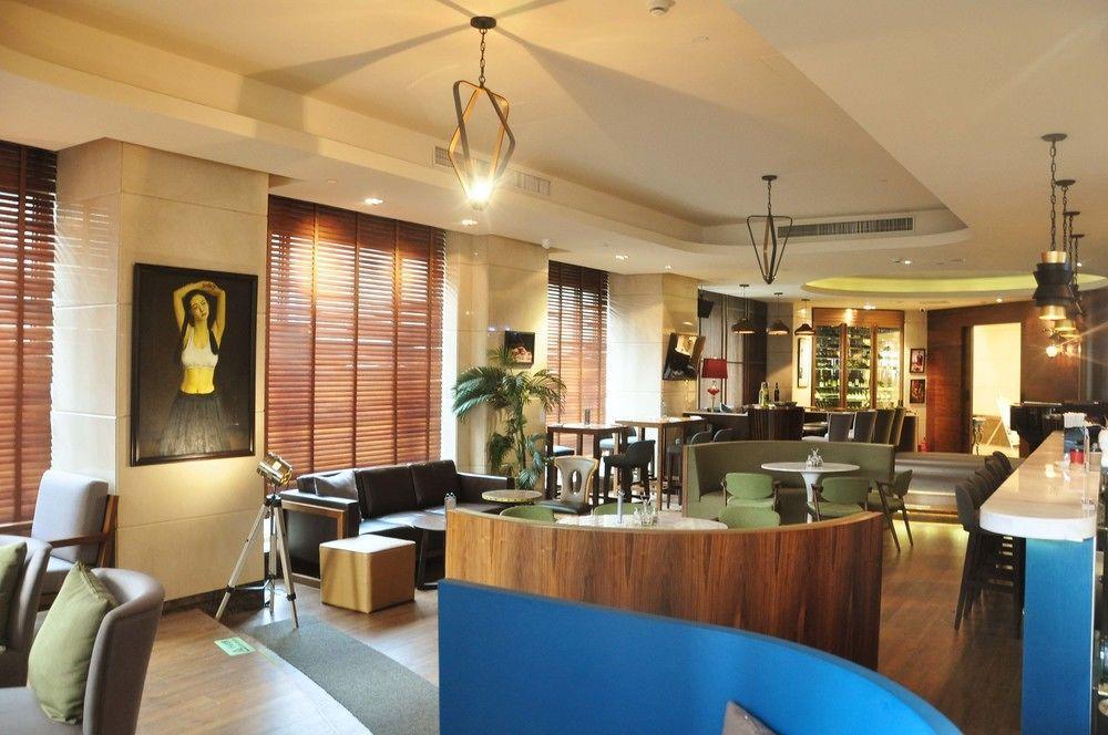 Hotel Pod The Bund Guangdong Road