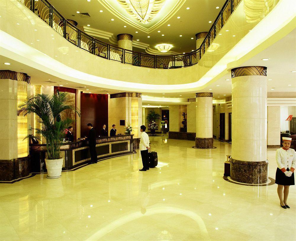 Hotel Pod The Bund Guangdong Road 4*