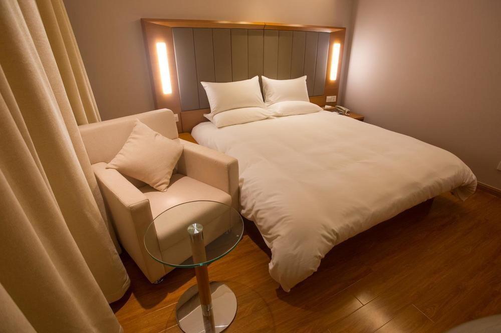 Hotel All Seasons 3*