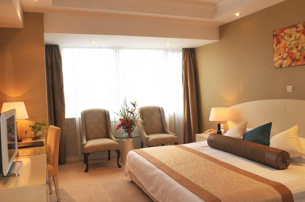 Otel Xinghua 3*