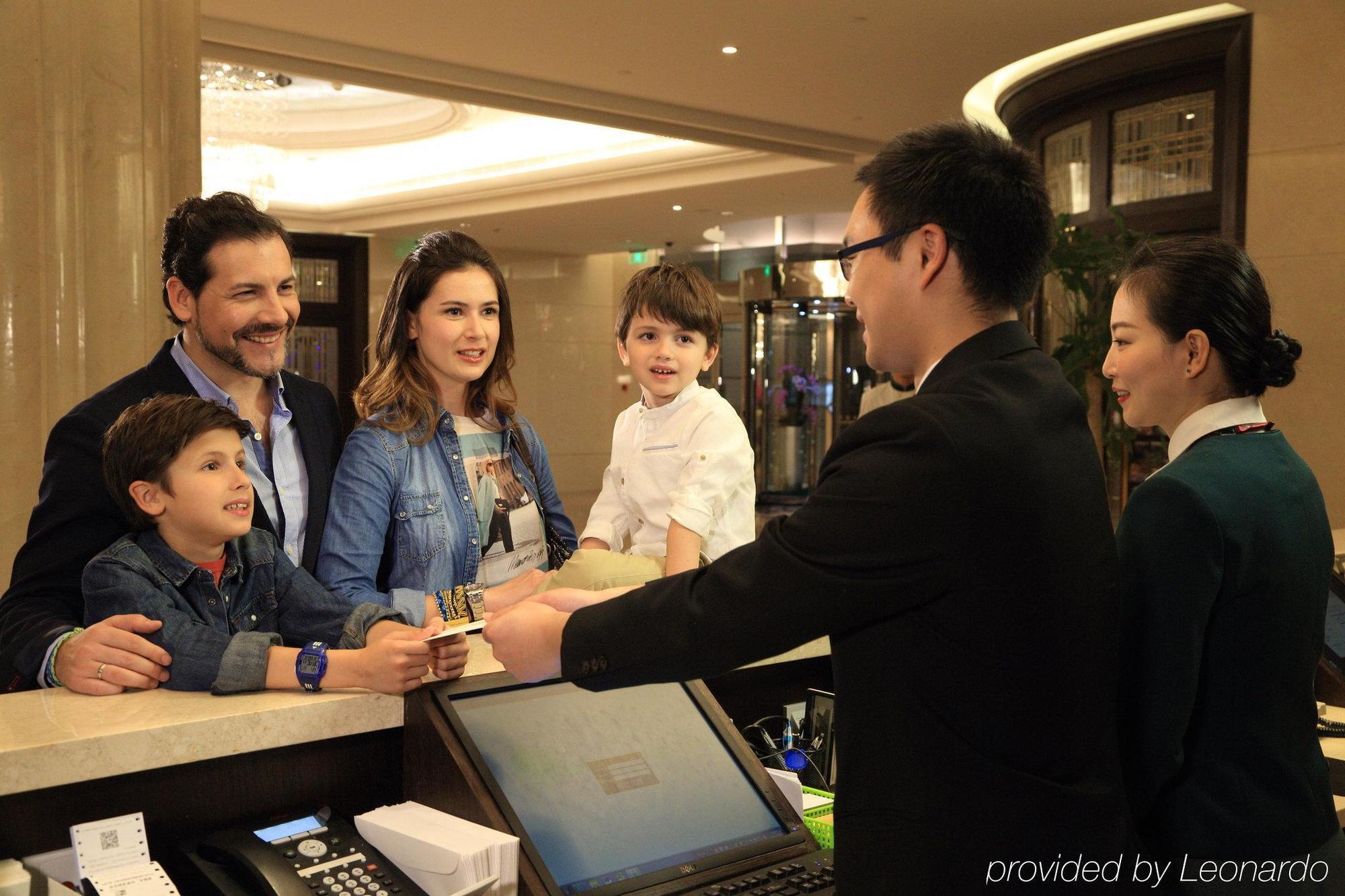 Otel Evergreen Laurel Hotel,