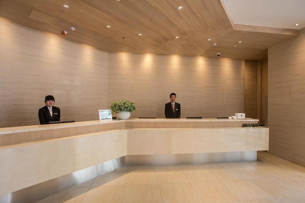 Hotel All Seasons