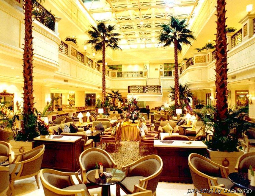Khách sạn Casa Serena And 4*