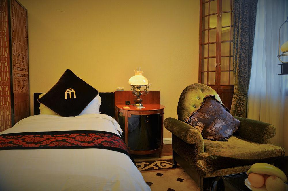 Mansion Hotel 5*