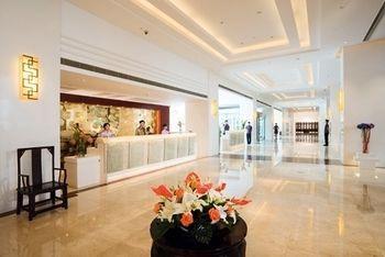Baolong Hotel