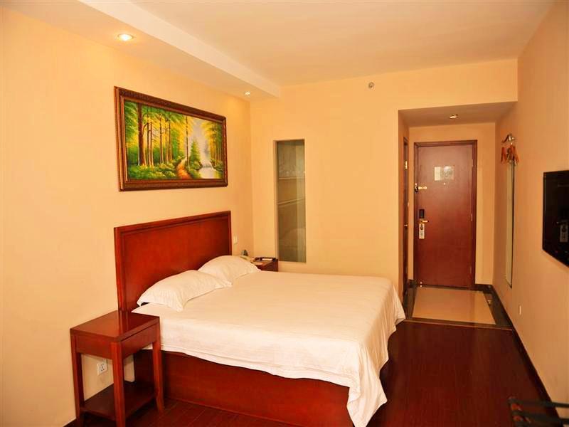 Greentree Jiangwan Town Express Hotel