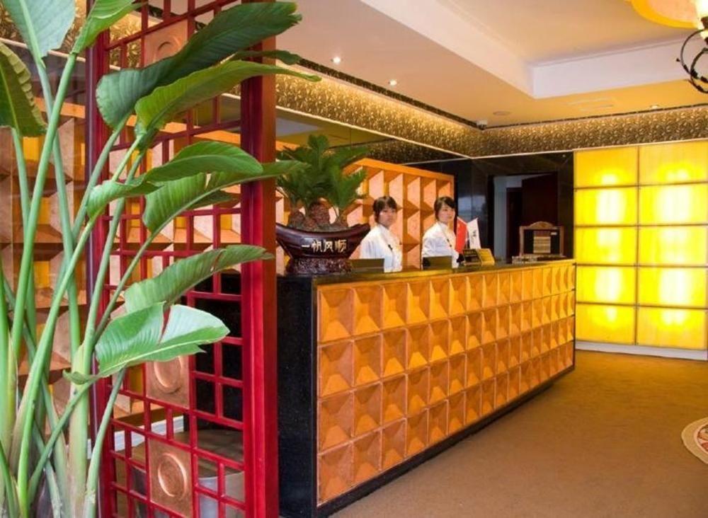 Manhattan Jinling Hotel 3*