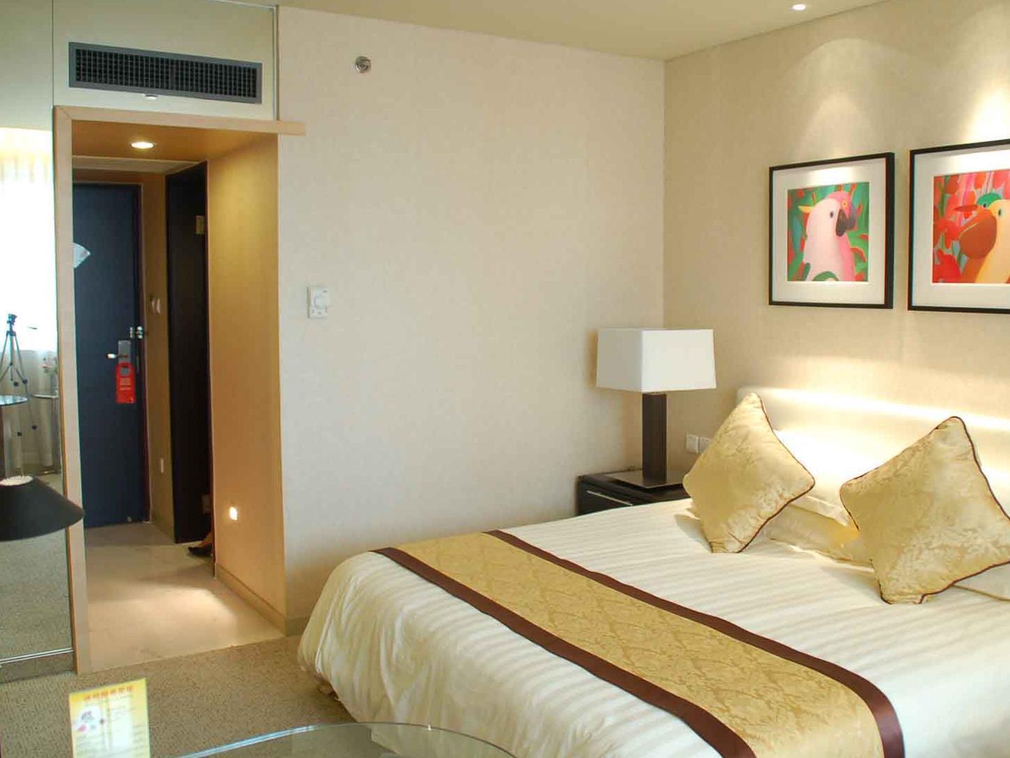 Jinjiang Tongji University Hotel