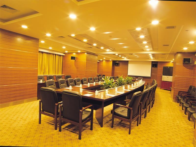 Shaanxi Business 4*