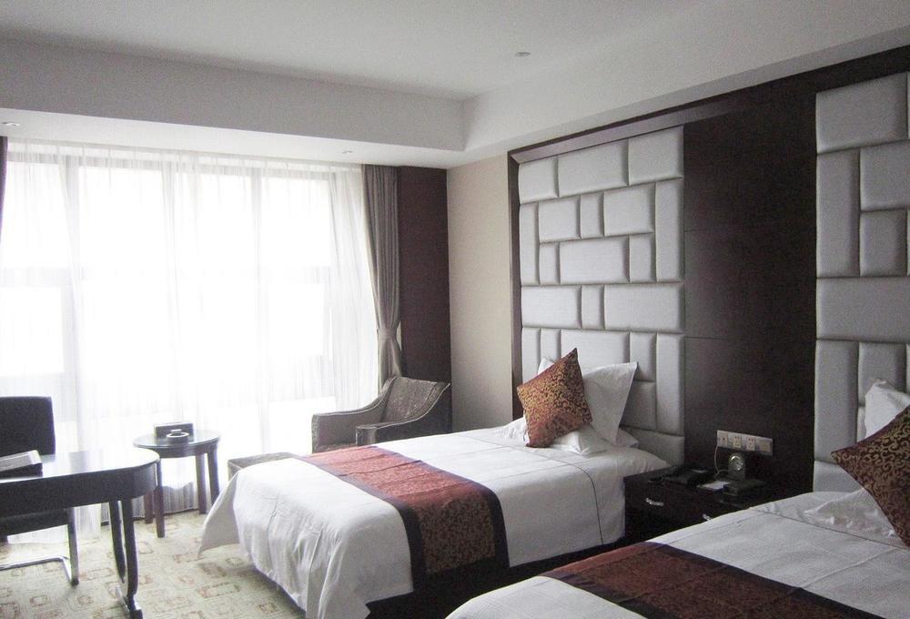 Zhijun International Hotel