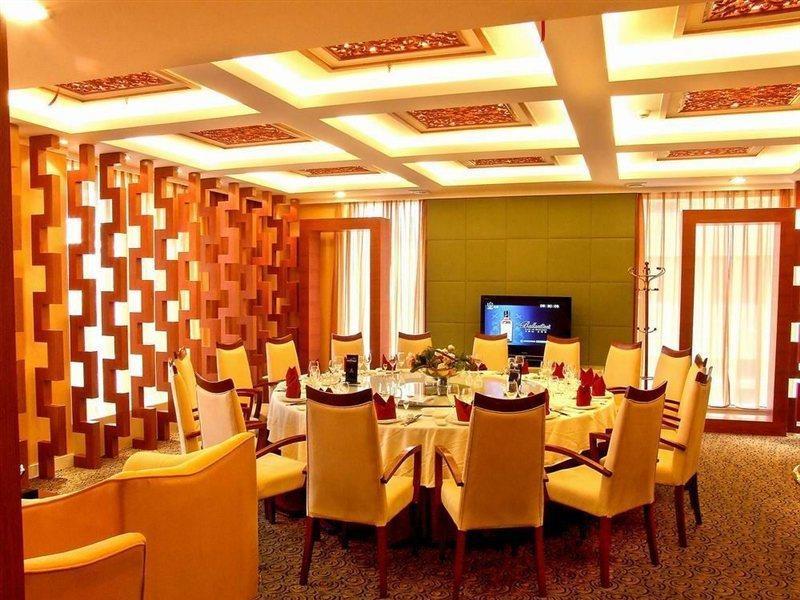 Hotel New Beacon International