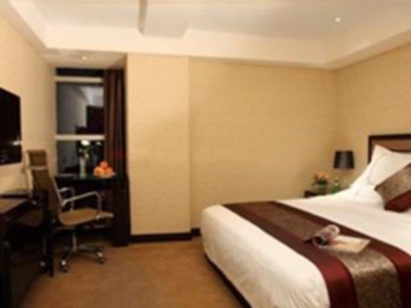Hotel Andersen Culture - The Bund 4*
