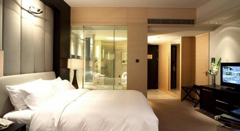 Hotel Hilton City Center 5*