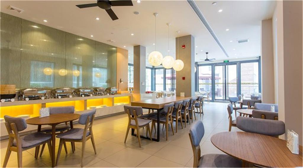 Otel Ji Oriental Pearl Tower 4*