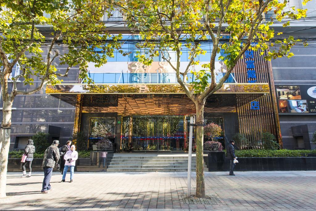 Days Hongkou Forture